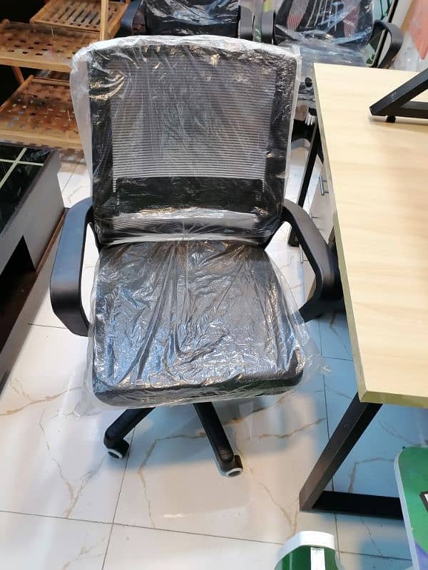 computer chairs for office, Best revolving mesh Chairs, office furnitu 9