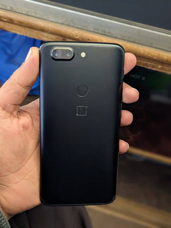 One Plus 5t 1