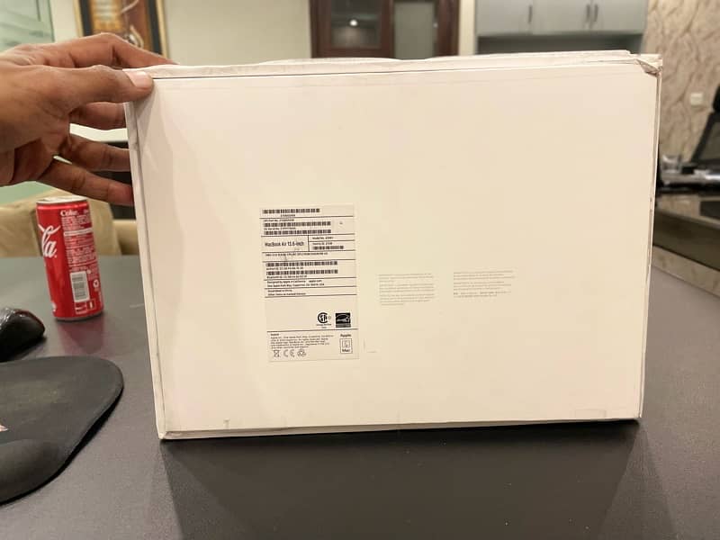 MacBook Air, 2022, 13.6”, M2, 10/10. READ AD. 6