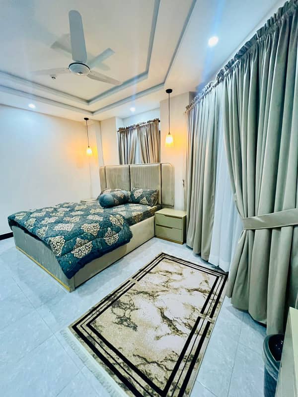 Ali block 5 marla double stroy furnished house available 7