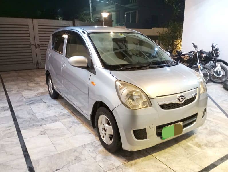 Daihatsu Mira 2012 3