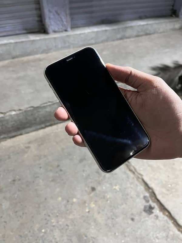 iphone 11 pta approved dual physical 0