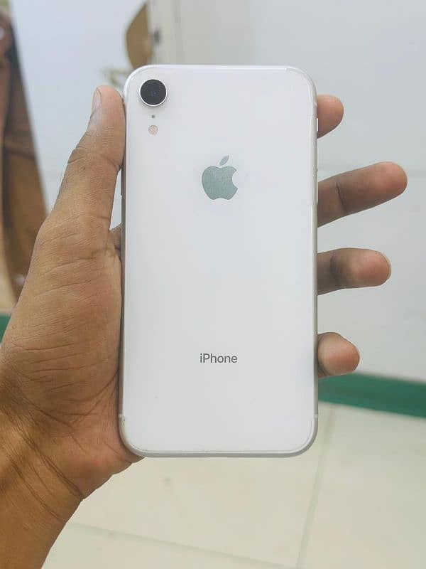 iphone xr 10/10 0