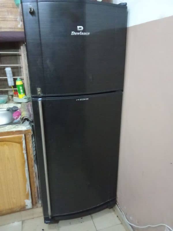 original Dawlance fridge for urgent sale (not working ) 1