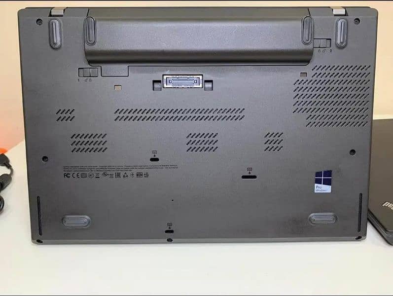 Model: LENOVO ThinkPad T460 / backlit keyboard 7