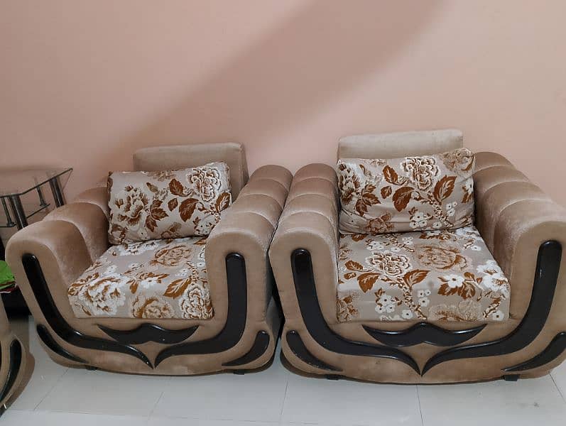 7 seat Sofa for Sale 1