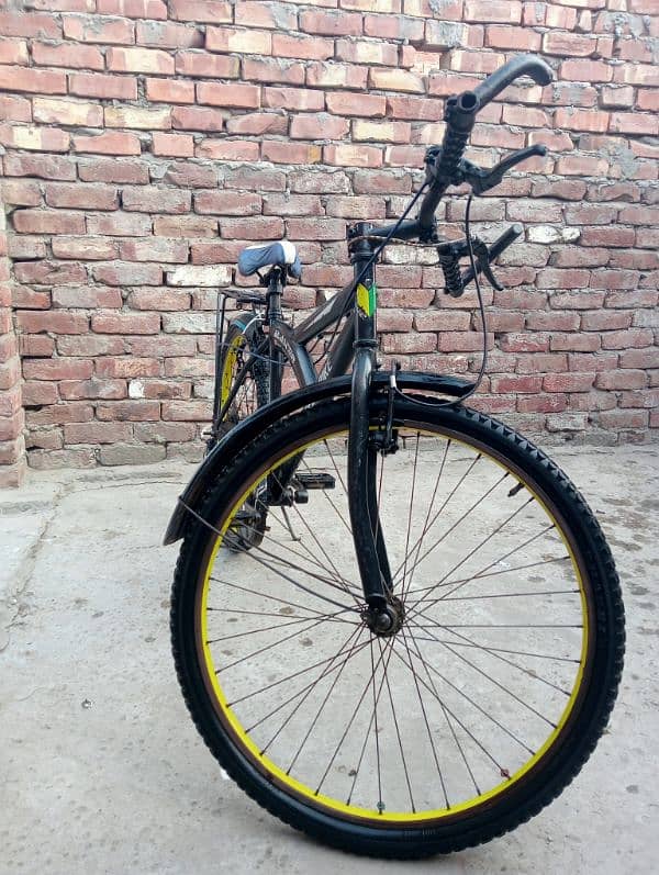 bicycle 10/8 condition for sell 6