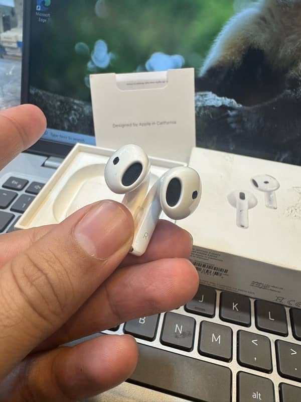 apple airpods 4 anc like new condition warranty till october 2025 1