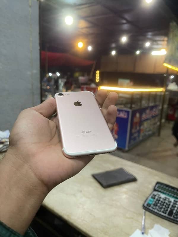 iPhone 7 nonpta 32gb factory unlock 1