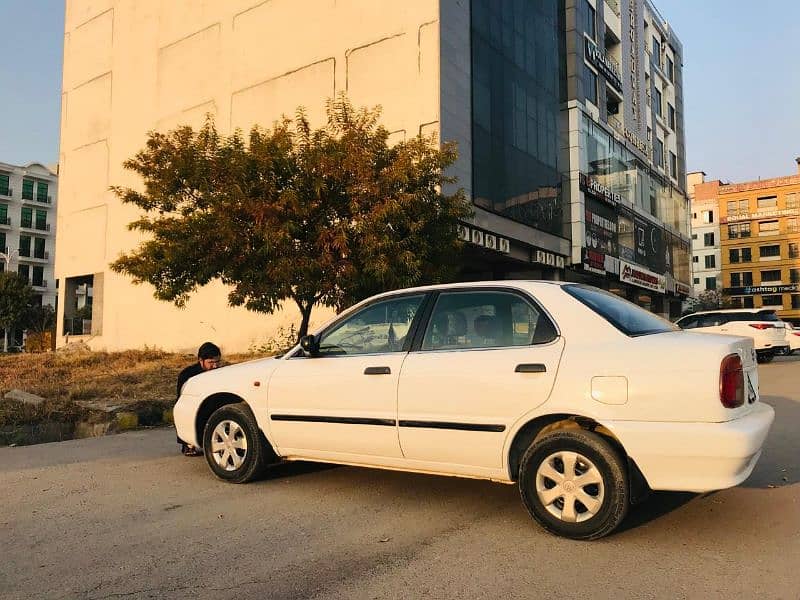 Suzuki Baleno 2002 4