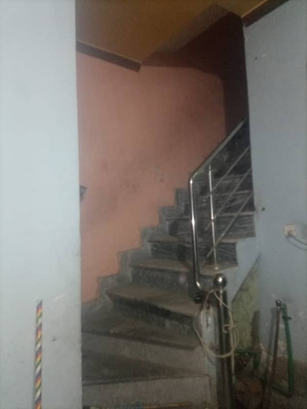 2.5 marla first floor for rent in moeez Town salamat Pura Lahore 6