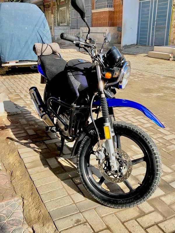 YAMAHA YBR 125G model 2018 0