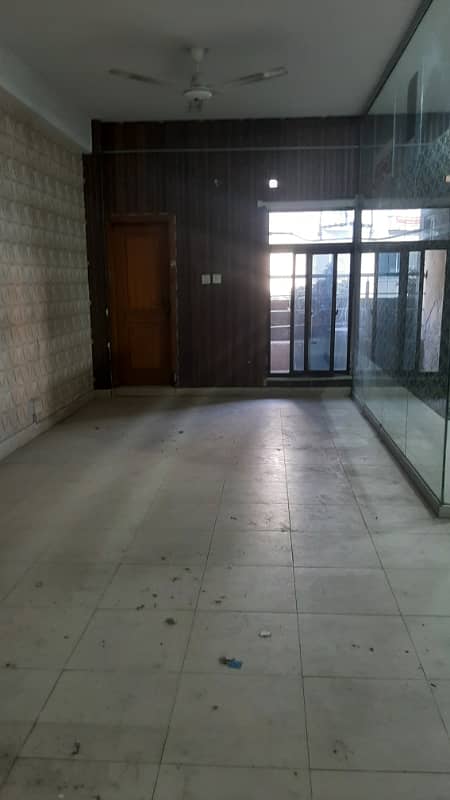 Office for Rent in G15 marlaz 1