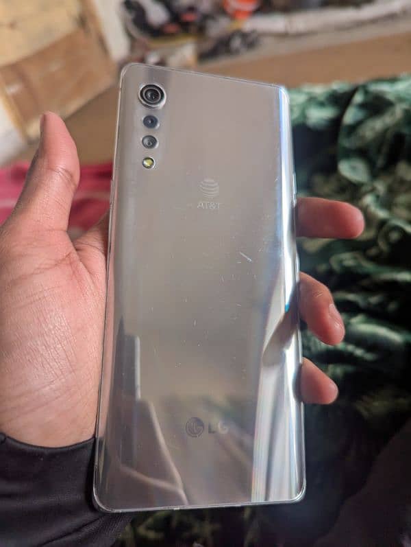 LG Velvet 6/128 0