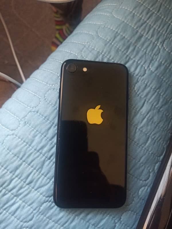 Iphone SE 2020 128 GB 3