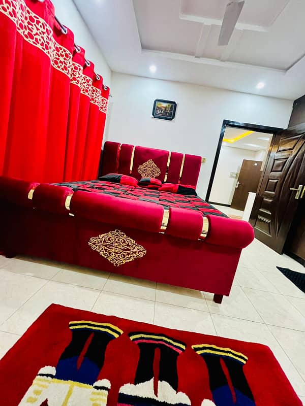 3 beds room furnished ground potion available for rent bharia town phase 8 3