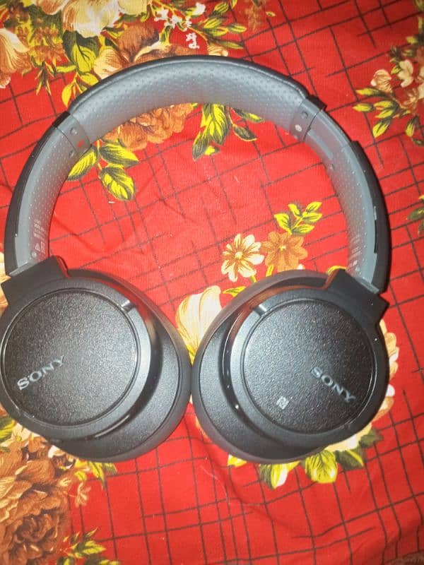 Sony original headphone 10 wait and condition 0