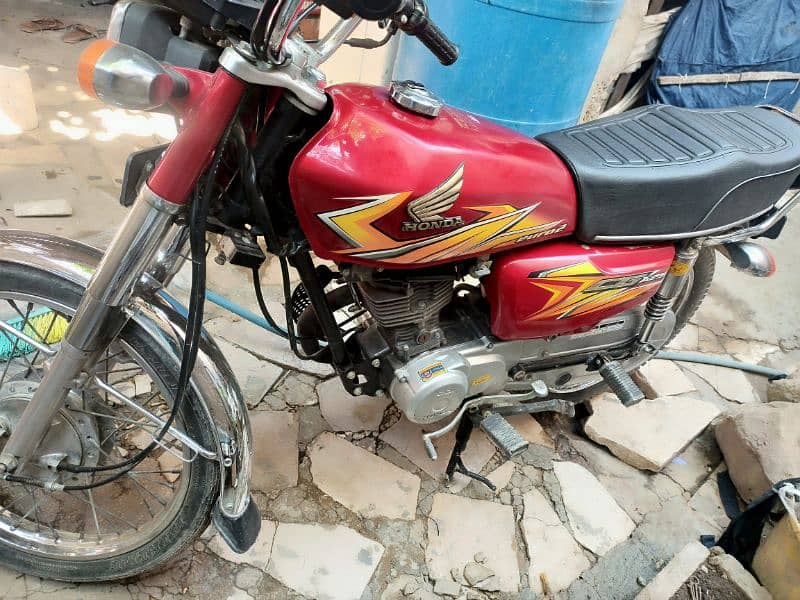 Honda 125 2021 Karachi number ha first owner 6