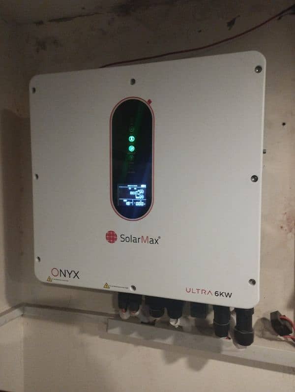 SolarMax 6kW Hybrid Inverter 3