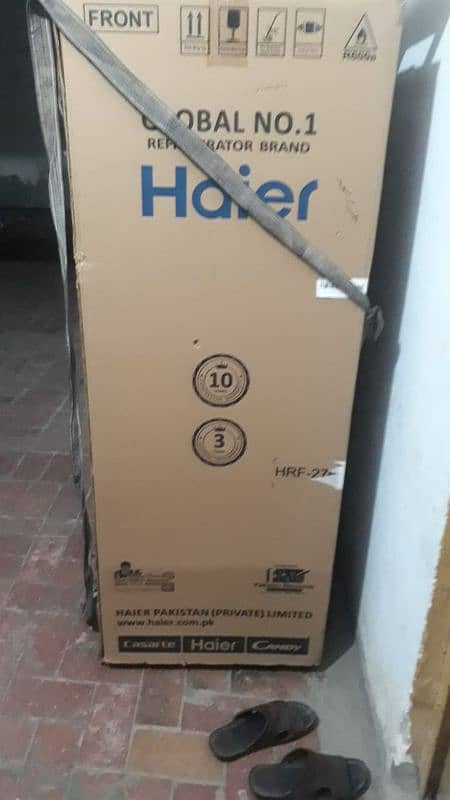 Haire freezer condition 10/10 medium size 2