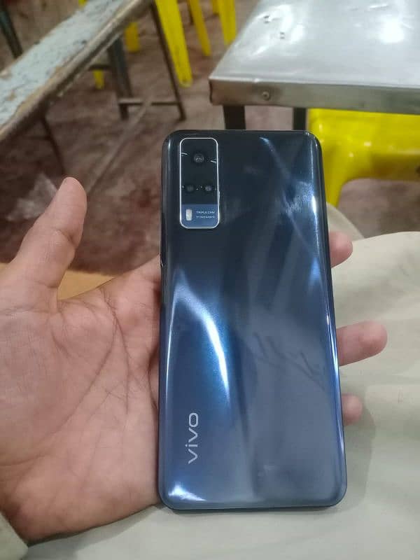 VIVO Y53s 8+4/128GB Original, urgent 0