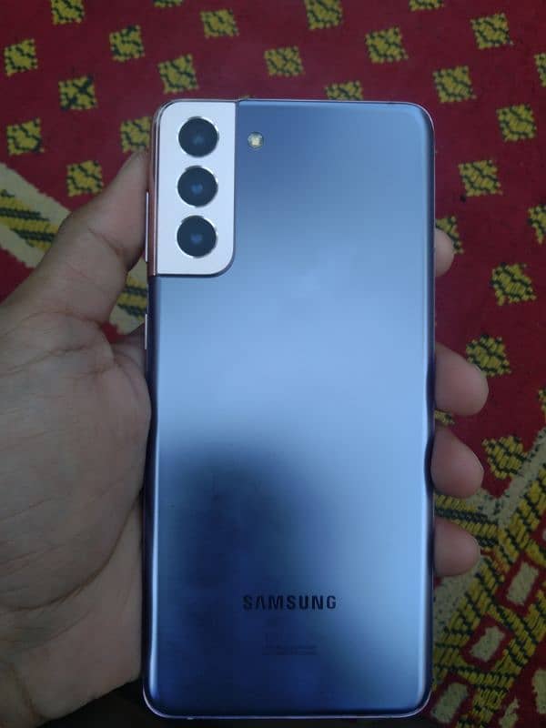 Samsung S21 plus 0