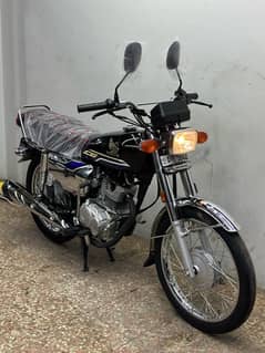 honda cg125 2025 self start ( special edition )