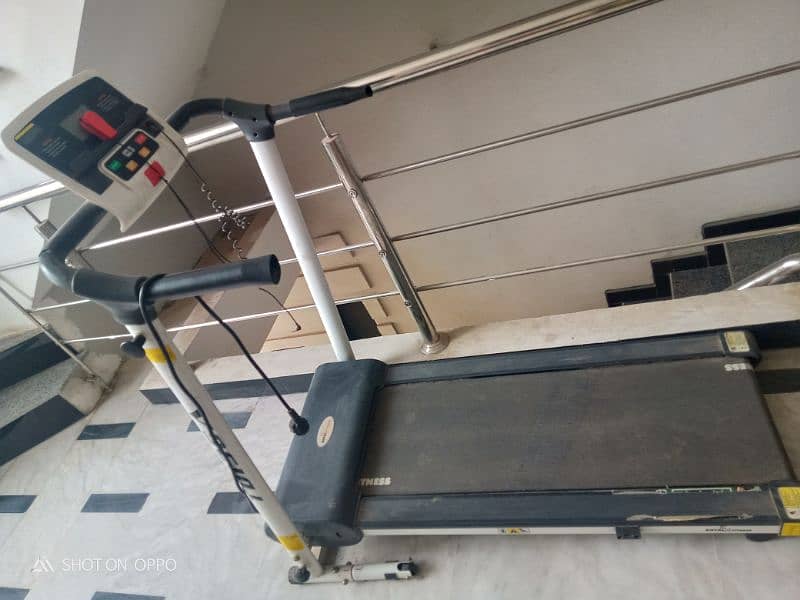 Automatic exercise tredmill 4