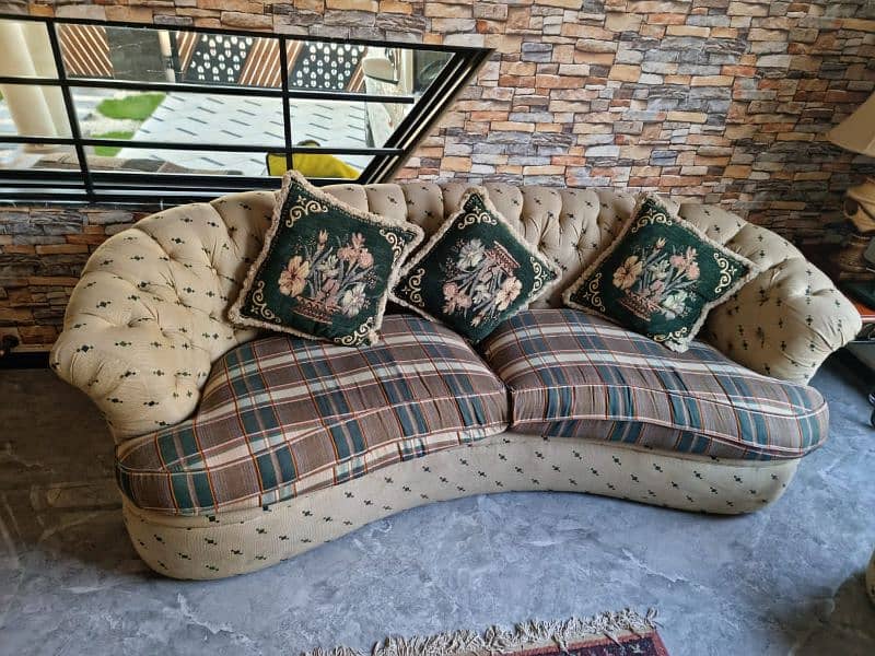 7 seater sofa and one seater 3