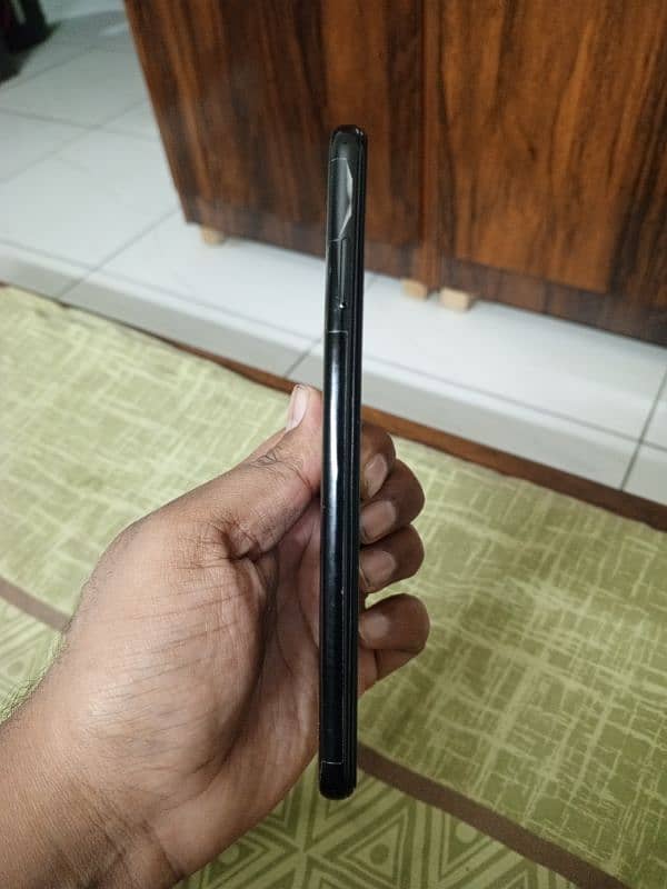 Selling Google pixel 3A xl 1