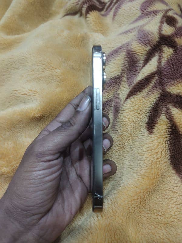 iPhone 13pro 256gb for sale 5