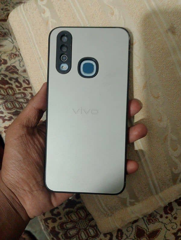 vivo y17 ram rom 8 256 0