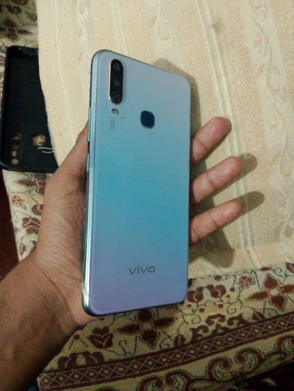 vivo y17 ram rom 8 256 1