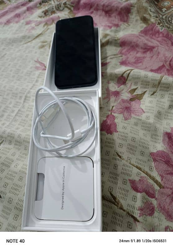 Iphone 13 (128gb) PTA approved with complete box and accessories 5