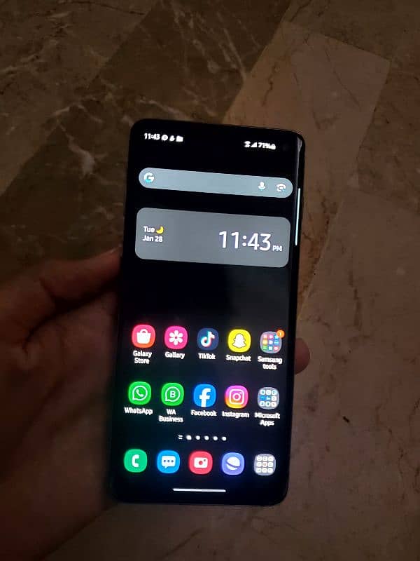 Samsung Galaxy s10 8+8/128 0