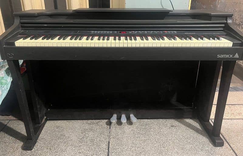 Samick piano model NSP-450H 3