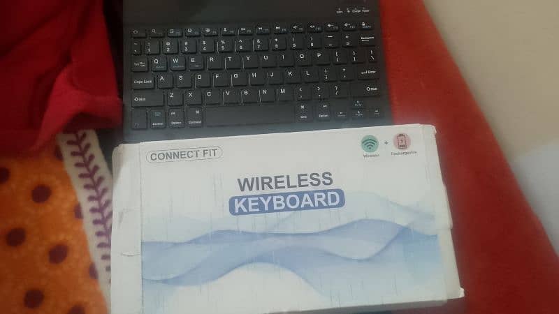 Bluetooth wireless keyboard 0