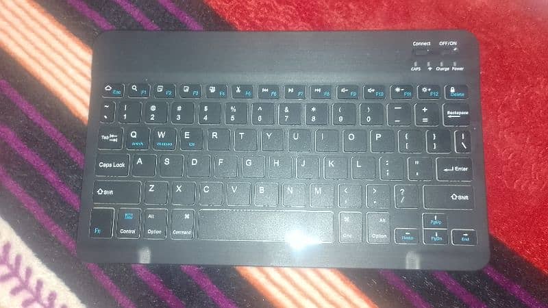 Bluetooth wireless keyboard 4