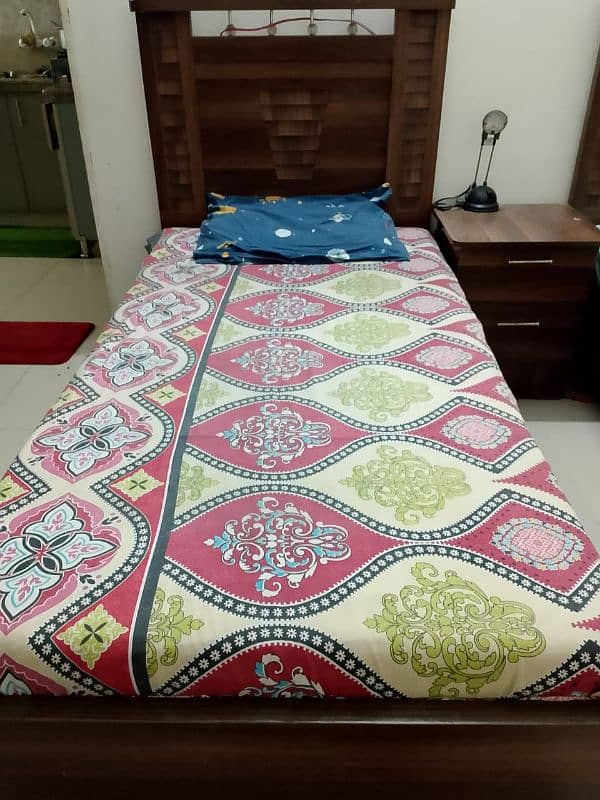 Tow Single Bed for Sell with Mattress 0