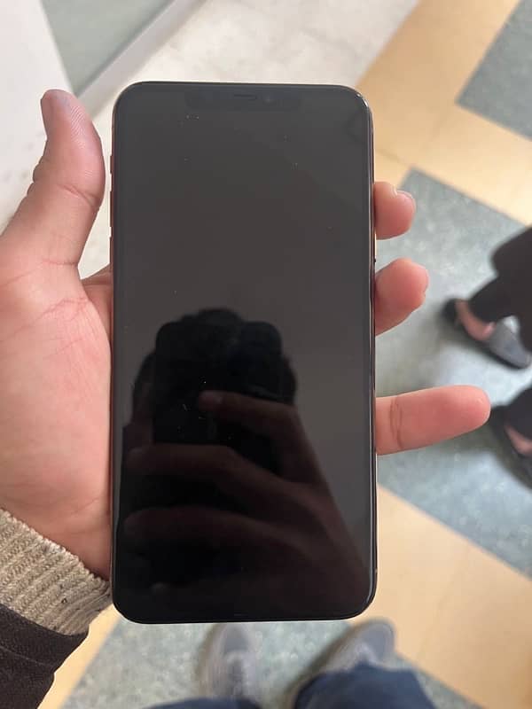 iphone 11 pro max 2