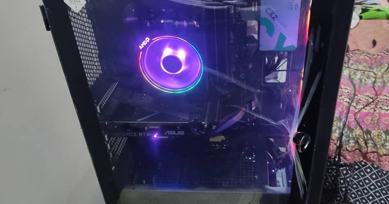 Gaming PC: Ryzen 7 3700X, RTX 3060 12GB, 16GB RAM, 2TB HDD + 512GB SSD 3