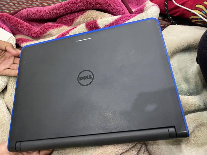 core i3 5th generation latitude 3350 dell 0