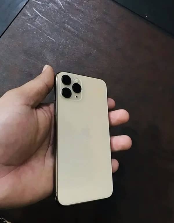 iphone 11 pro 3