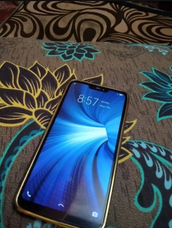 vivo Y81 New Mobile Phone 4/64 delivery available WhatsApp 03137071950 4