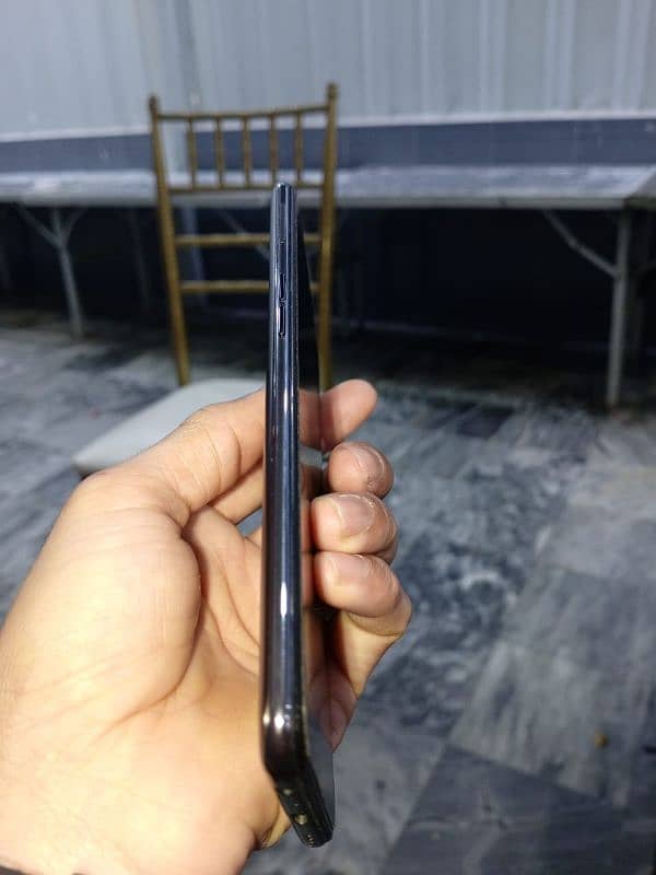 Oppo f17pro urgent sale only phone 0