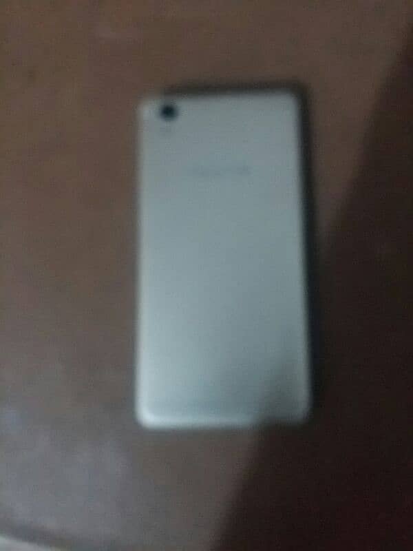 oppo a37f  Pakistani 1