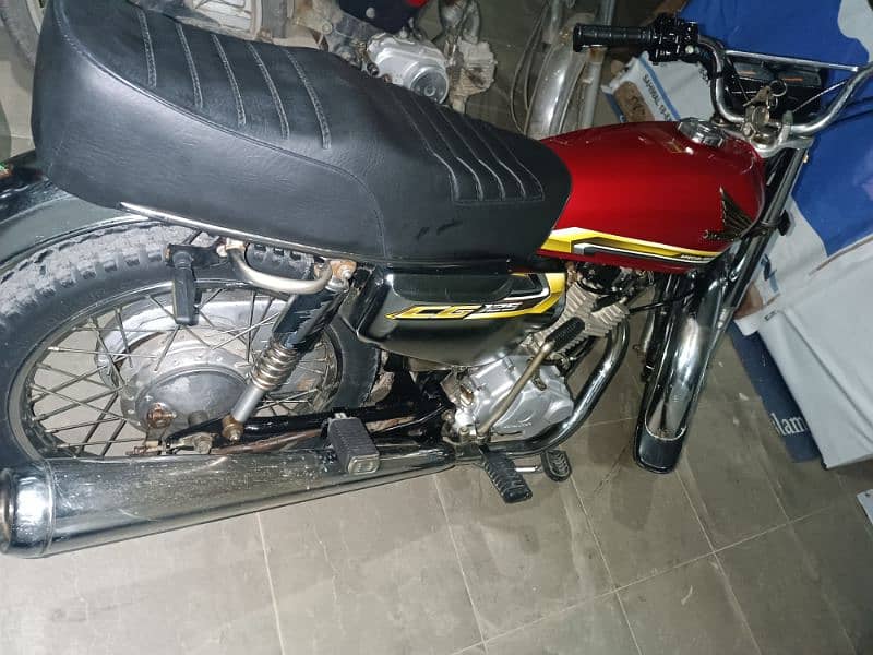 Honda 125 for sale golden number 2