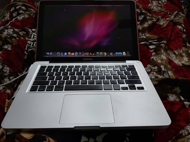 Macbook Pro ( 13-inch , Mid 2009) 0