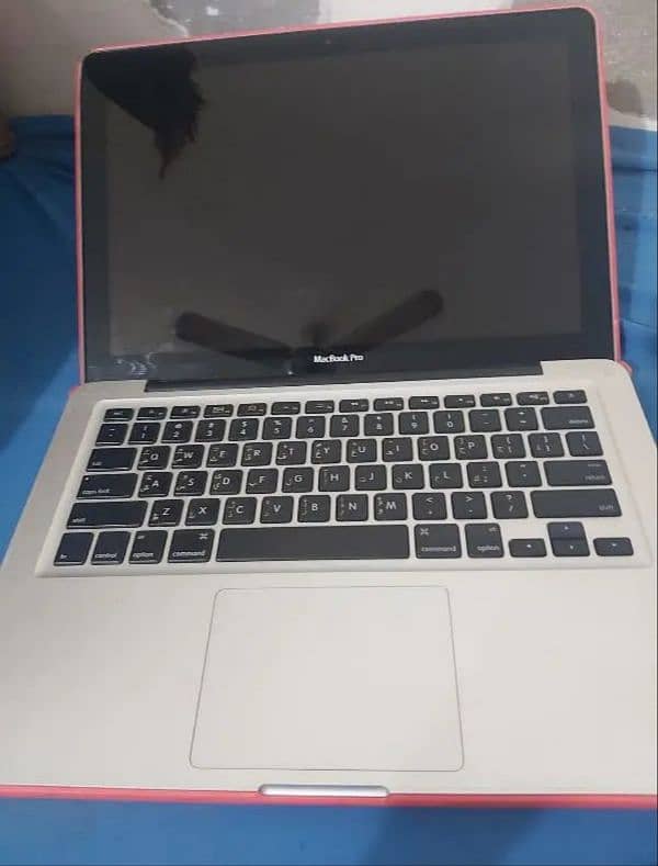 Macbook Pro ( 13-inch , Mid 2009) 4