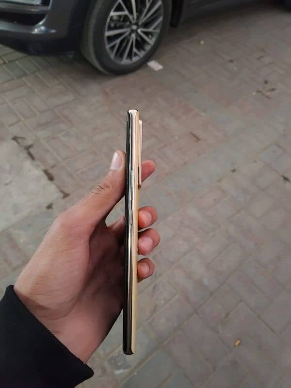 infinix note 40 pro 1